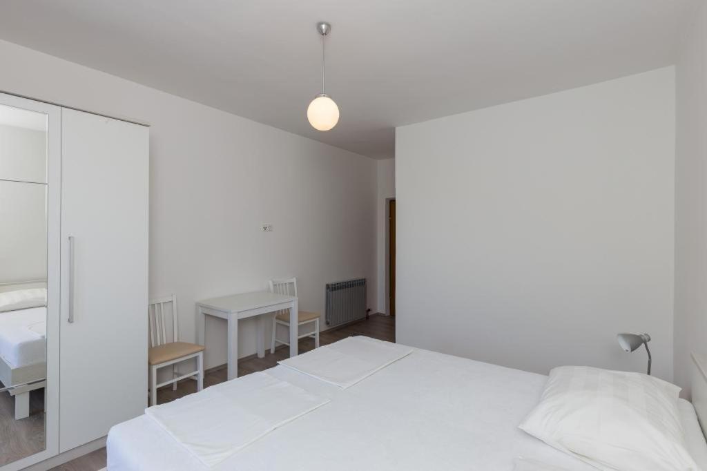 Rooms Villa Basica Saplunara Quarto foto