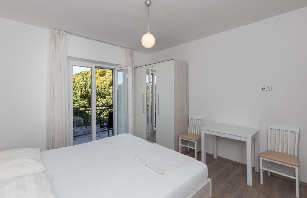 Rooms Villa Basica Saplunara Quarto foto