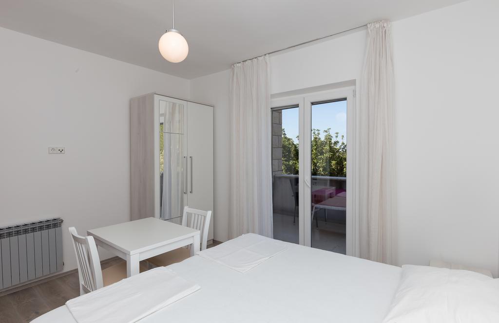 Rooms Villa Basica Saplunara Quarto foto